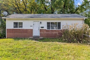 10465 Lord Dr in St. Louis, MO - Building Photo