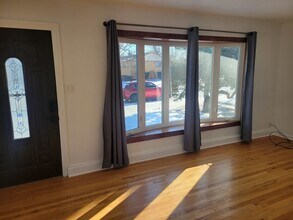 2382 S Scott St in Des Plaines, IL - Building Photo - Building Photo