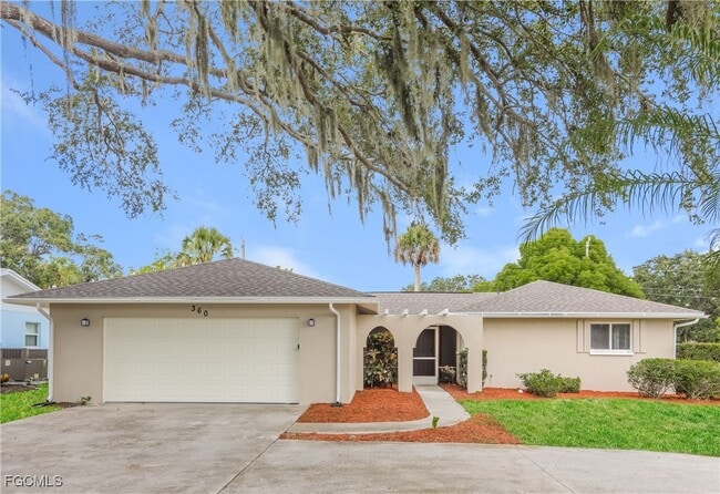 property at 360 Gulf Breeze Blvd