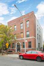 135 Tapscott St in Brooklyn, NY - Building Photo - Building Photo