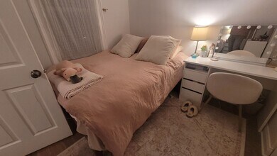 3111 N Clifton Ave in Chicago, IL - Building Photo - Building Photo