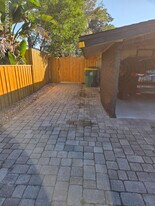 1811 Eastern Dr in Jacksonville Beach, FL - Building Photo