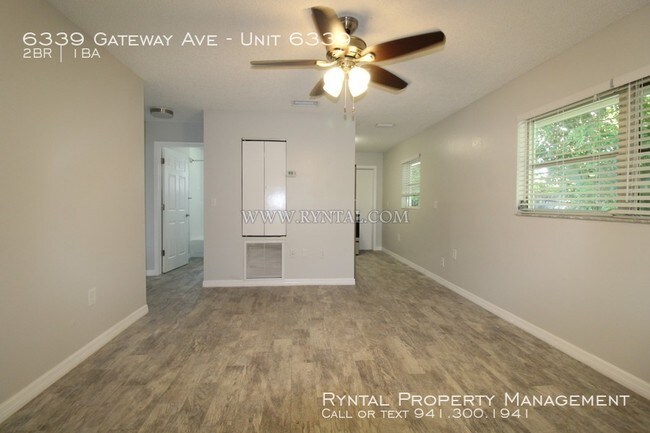 6339 Gateway Ave-Unit -Unit 6339 in Sarasota, FL - Building Photo - Building Photo