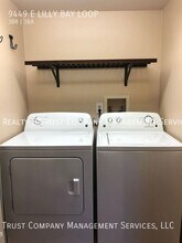 9449 E Lilly Bay Loop in Tucson, AZ - Building Photo - Building Photo