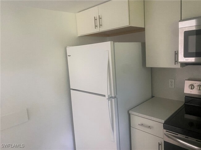 property at 1460 Green Valley Cir