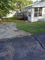 719 Golden Point in House Springs, MO - Building Photo