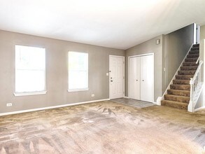 3291 Andover Dr in Aurora, IL - Building Photo - Building Photo