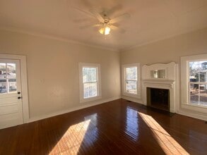 333 E Catawba Ave in Mooresville, NC - Building Photo - Building Photo