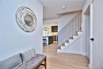 9 Grays Farm Rd in Westport, CT - Building Photo - Building Photo