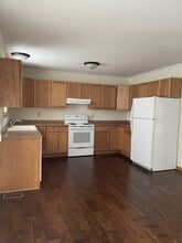 206 W Albro St in Claflin, KS - Building Photo - Building Photo