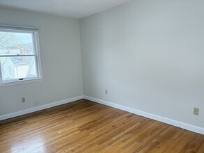12 Gardner St in Newton, MA - Building Photo - Building Photo