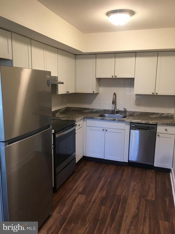 property at 12 Reliance Ct