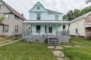 1226 W Erie Ave in Lorain, OH - Building Photo