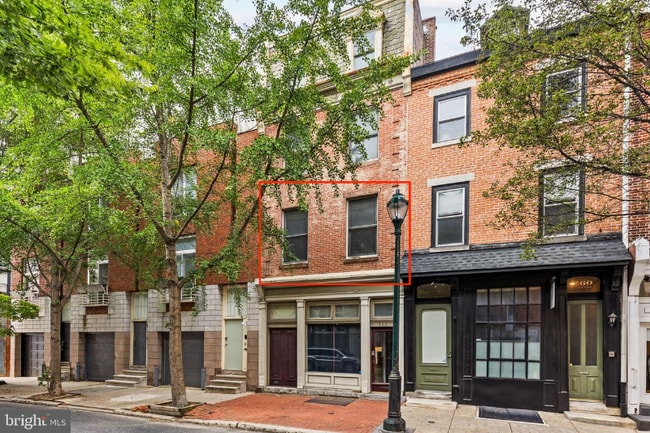 262 S 11th St