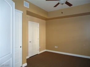64 Strada Principale in Henderson, NV - Building Photo - Building Photo