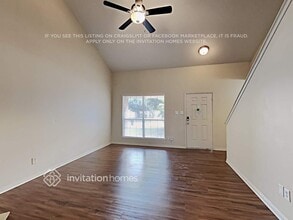 1015 Redcrest Springs Ct in Houston, TX - Foto de edificio - Building Photo