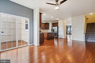 642 Highland Farms Cir in Gambrills, MD - Building Photo - Building Photo