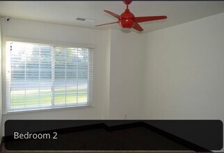 1016 E Quincy Ave in Fresno, CA - Building Photo - Building Photo