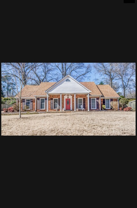 2387 Hickory Crest Dr in Memphis, TN - Building Photo