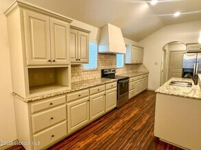 3001 112th St in Lubbock, TX - Building Photo - Building Photo