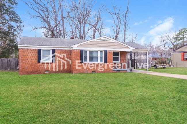 5247 Loch Lomond Rd in Memphis, TN - Building Photo - Building Photo