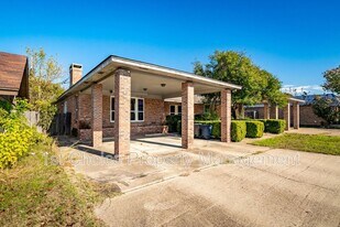 4304-4306 SW Loop 820 in Fort Worth, TX - Building Photo