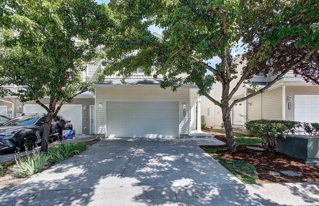 1816 NE 90th Cir