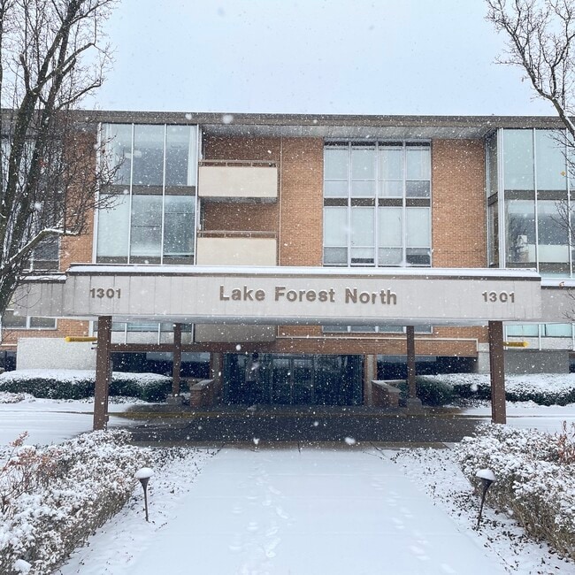 property at 1301 N Western Ave