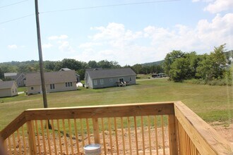 165 Cedar Point Ln in Harrisonburg, VA - Building Photo - Building Photo