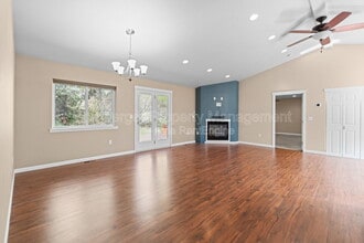 6929 N Country Homes Blvd in Spokane, WA - Building Photo - Building Photo
