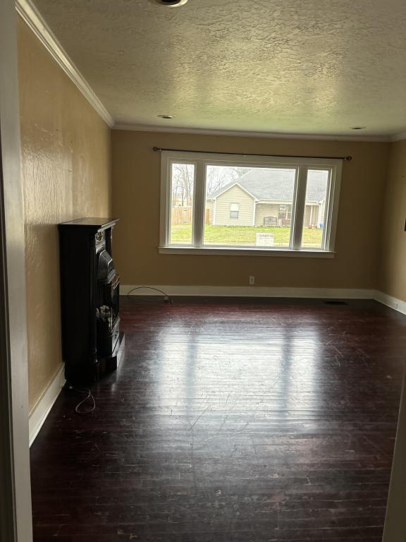 1095 E Jackson St in Milan, TN - Building Photo - Building Photo