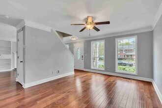 1520 Birchwood Cir in Franklin, TN - Foto de edificio - Building Photo