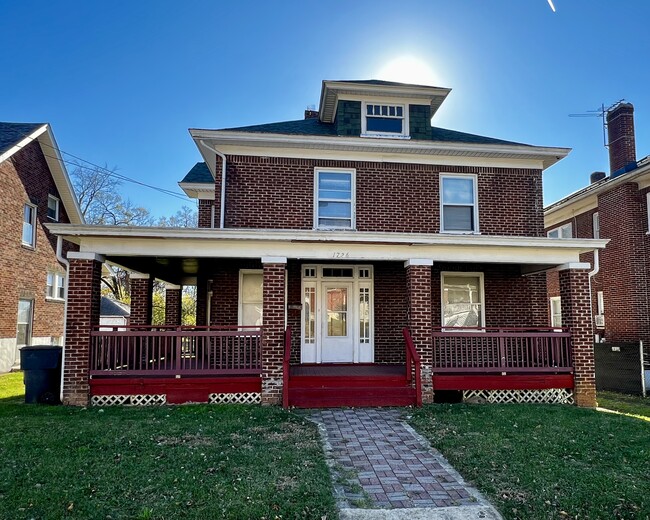 property at 1726 Chapman Ave SW