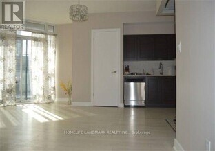 169 Fort York Blvd in Toronto, ON - Building Photo - Building Photo