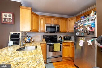 1708 Pine St in Philadelphia, PA - Building Photo - Building Photo