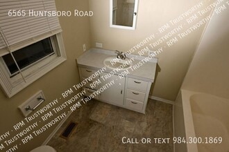 6565 Huntsboro Rd in Oxford, NC - Building Photo - Building Photo