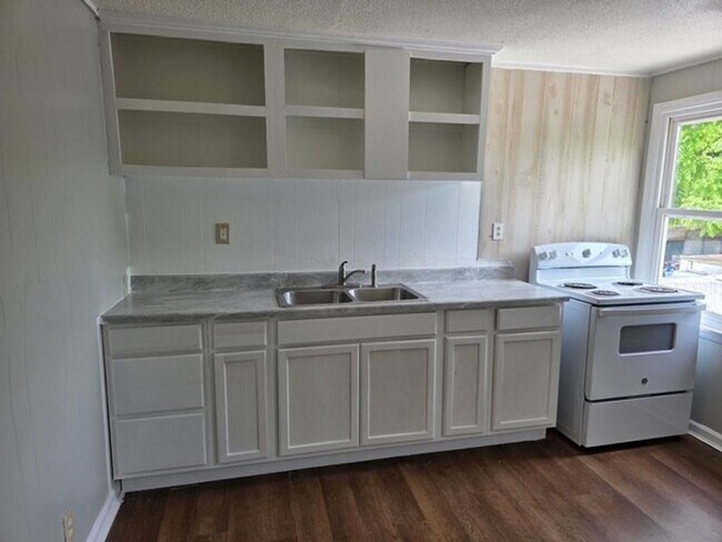 property at 419 High St