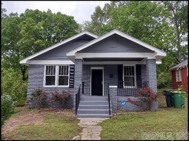 2100 Valmar St in Little Rock, AR - Building Photo