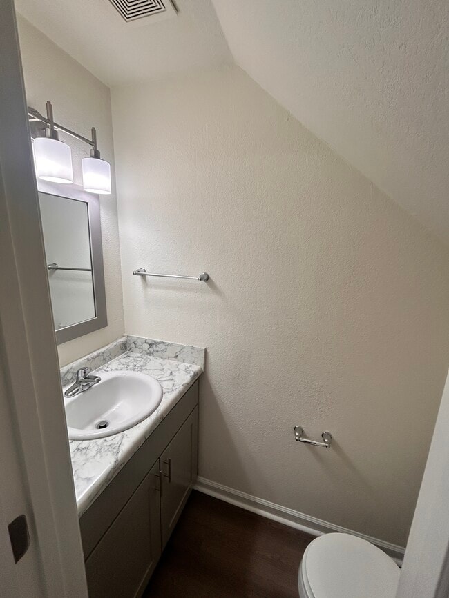 1146 Fords Pointe Cir in Savannah, GA - Building Photo - Building Photo