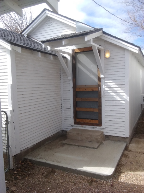 property at 1404 S Jefferson St