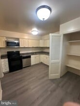 6760 Perry Penney Dr in Annandale, VA - Building Photo - Building Photo