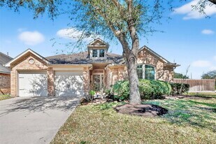13605 Summer Cloud Ln in Pearland, TX - Building Photo
