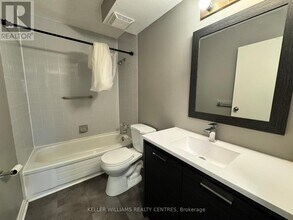 126 Bell Farm Rd in Barrie, ON - Building Photo - Building Photo