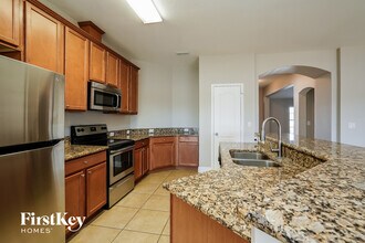 1720 NW 9th Terrace in Cape Coral, FL - Building Photo - Building Photo