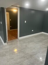 6164 N Hamilton Ave in Chicago, IL - Building Photo - Building Photo