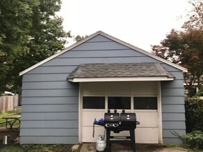 1531 Wilson Ave in Des Moines, IA - Foto de edificio - Building Photo