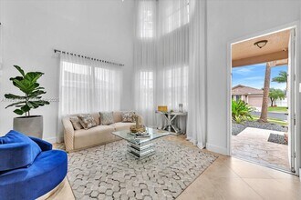 773 SW 120th Ave in Pembroke Pines, FL - Building Photo - Building Photo