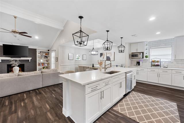 property at 6419 Wrenwood Dr