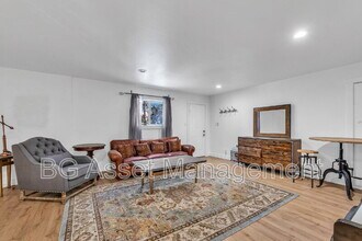 981 Castle Rock Rd in Walnut Creek, CA - Building Photo - Building Photo