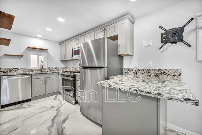 property at 952 Haskell St